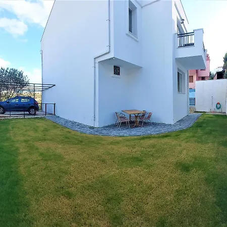 Villa Ladies Beach - Poolside Detached - 4 Floor - 5 Bedroom - Sea View *